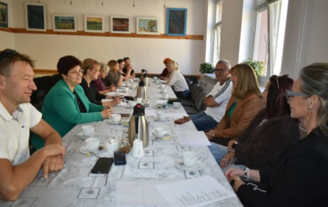 Rzemiosło i edukacja ramię w ramię